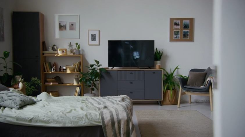 Designing a Modern Media Wall Around Your TV